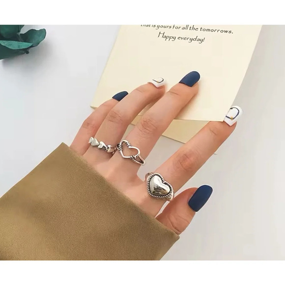 Barbwire Heart Adjustable Ring | 925 Sterling Silver - Picture 14 of 15